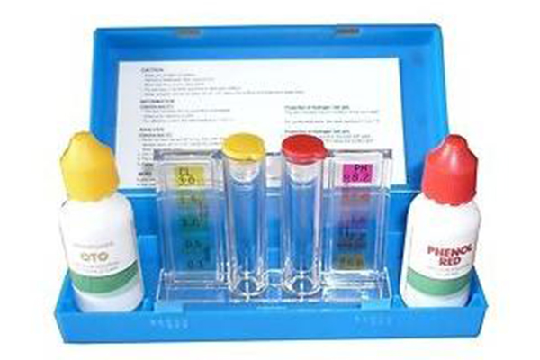 024006 - Testgerät «pH + Chlor»