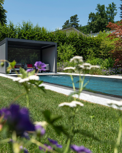 Luzern: Niveko Überlaufpool ADVANCE / Abdeckung PC-solar / EvaStream 350 m3/h